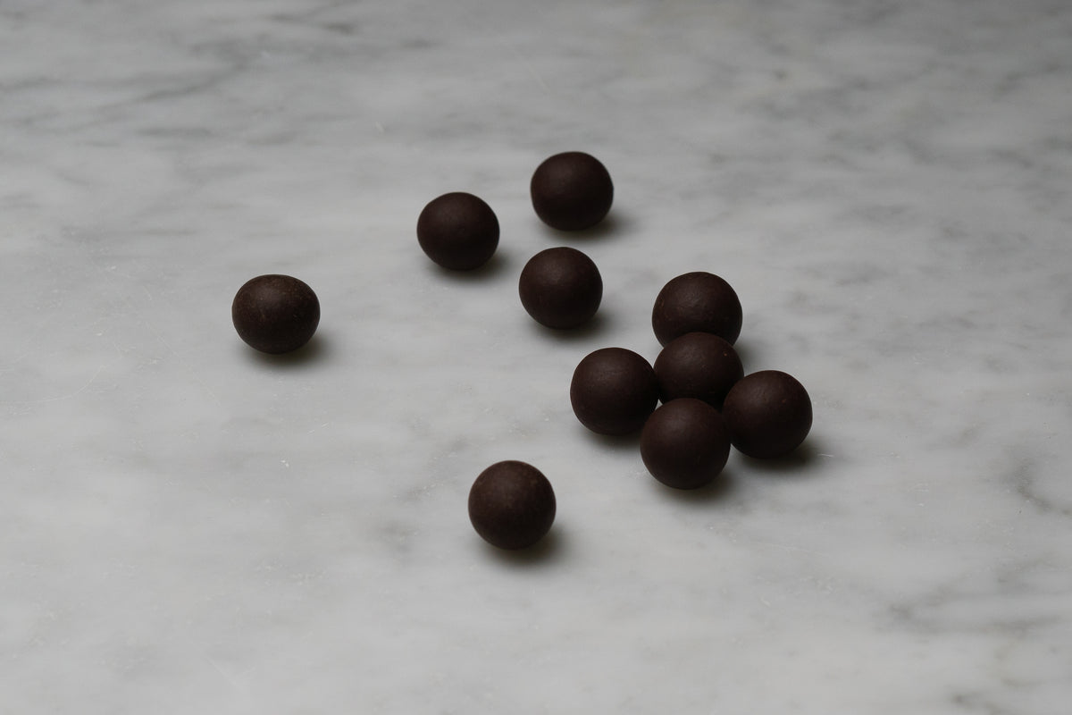 _CHOCOLATE_ ページ DrkHazelnuts_1200x1200.jpg?v=